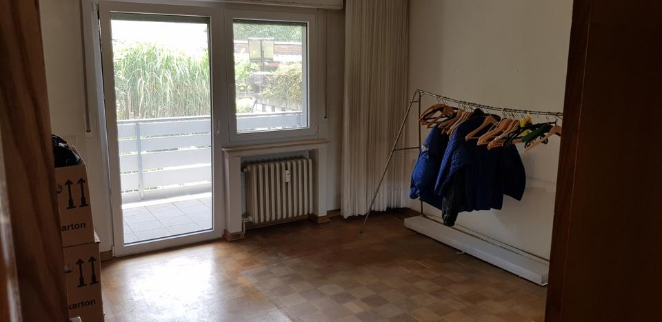 Erdgeschoßwohnung Duisburg Essenberg - 6 Zimmer, 164 m&sup2;, 1.150&euro; | Angebot:25404154