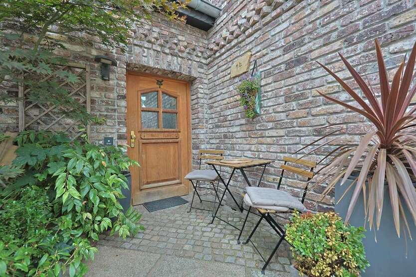 Haus zum Kaufen in Willich 547.000 € 159.3 m²