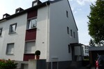 MG-Pesch: Schöne 2-ZiKDB-Dachgeschosswohnung Nähe Volksgarten 2 zimmer
