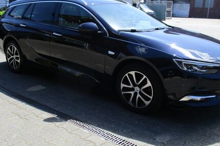 Opel Insignia 127.507 km 7.490 &euro; Düsseldorf 40233