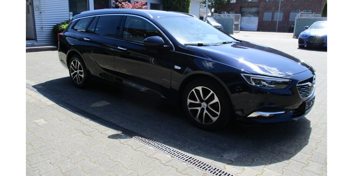 Opel Insignia 127.507 km 7.490 &euro; Düsseldorf 40233