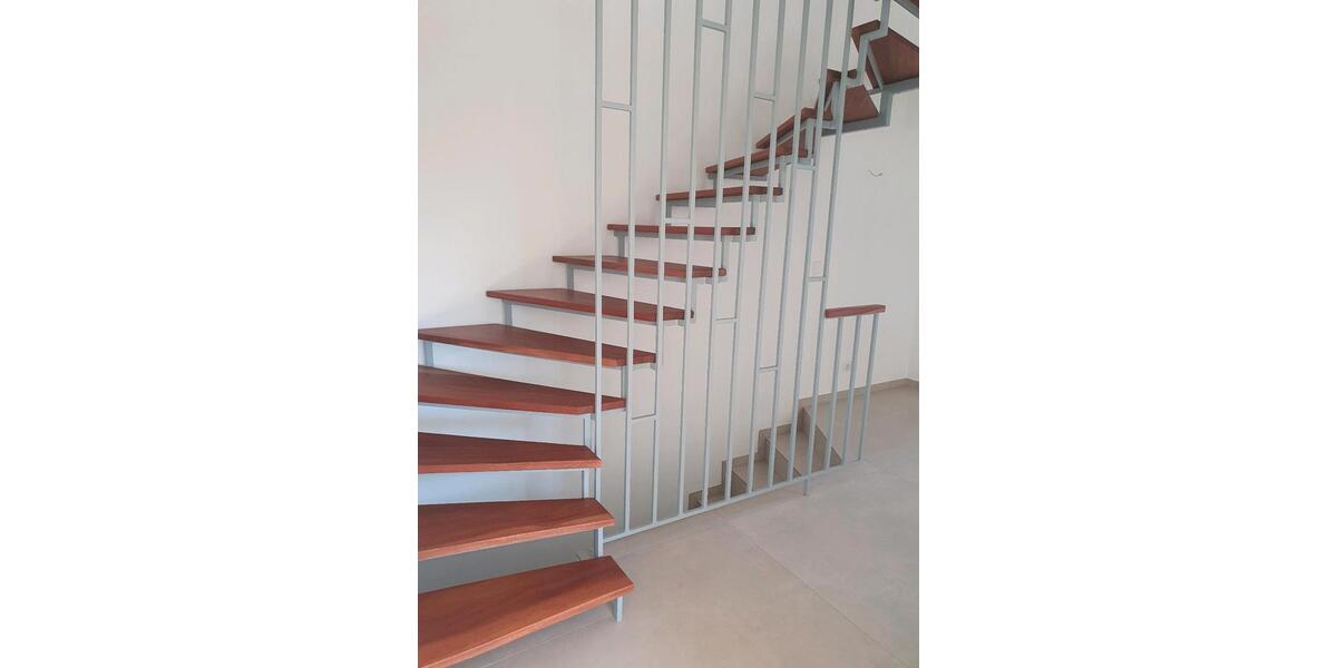 Doppelhaushälfte Heiligenhaus - 5 Zimmer, 130 m&sup2;, 2.500&euro; | Angebot:25083920