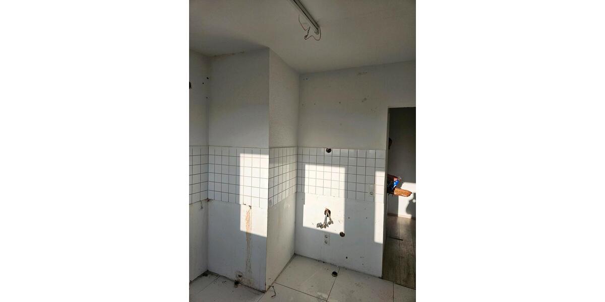 Dachgeschoßwohnung Remscheid Reinshagen - 3 Zimmer, 75 m&sup2;, 650&euro; | Angebot:25368080