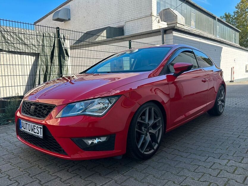Seat Leon 136.565 km 10.790 € Hilden 40721