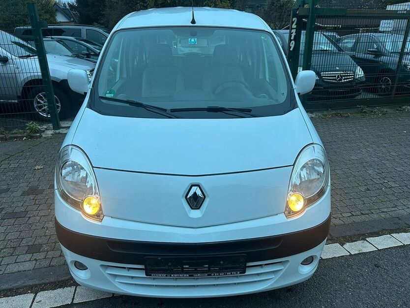 Renault Kangoo 270.000 km 3.399 € Essen 45359