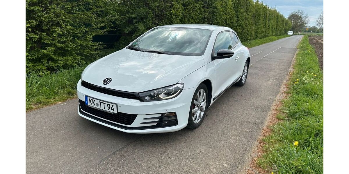 VW Scirocco 124.000 km 12.990 &euro; Viersen 41749