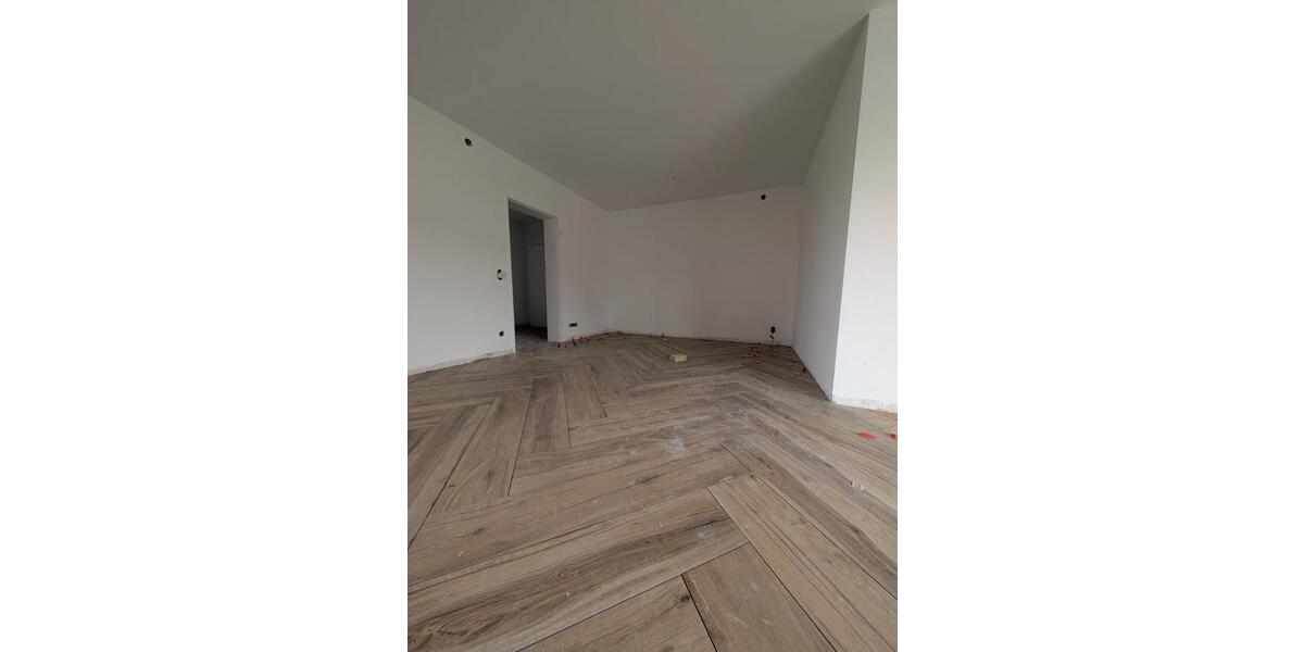 Erdgeschoßwohnung Dormagen Hackenbroich - 3 Zimmer, 80 m&sup2;, 1.100&euro; | Angebot:26316404