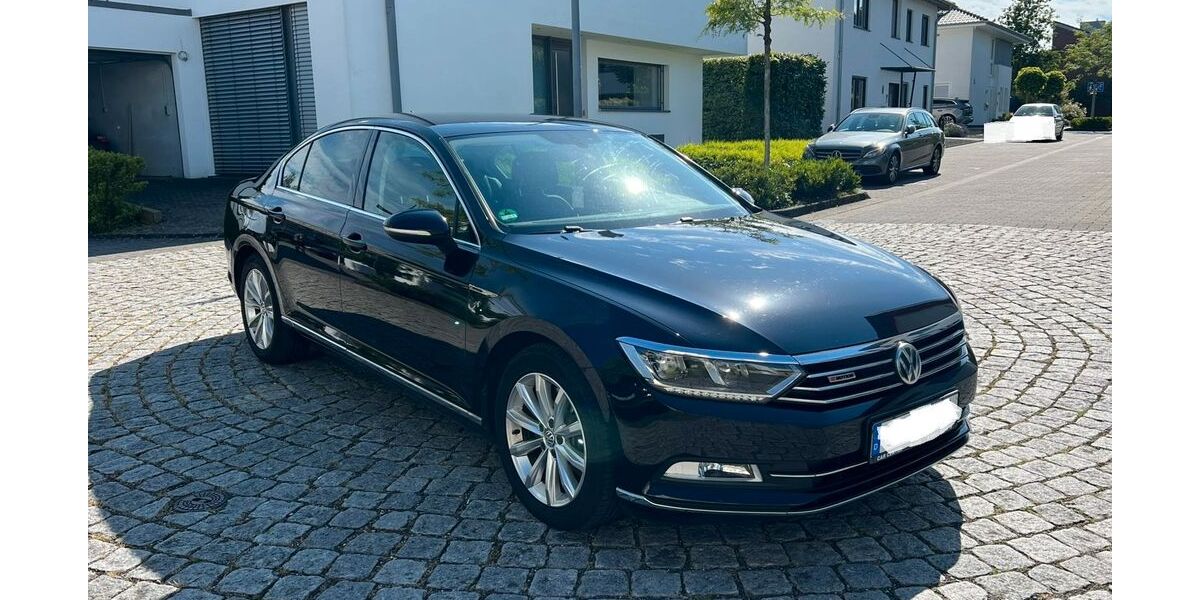 VW Passat 85.160 km 20.900 &euro; Mönchengladbach 41061