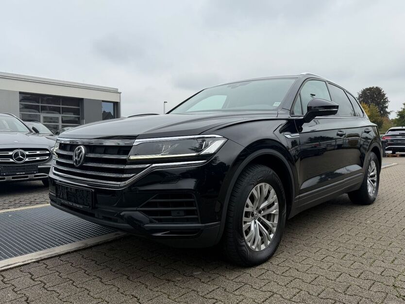 VW Touareg 212.000 km 25.990 € Hilden 40721