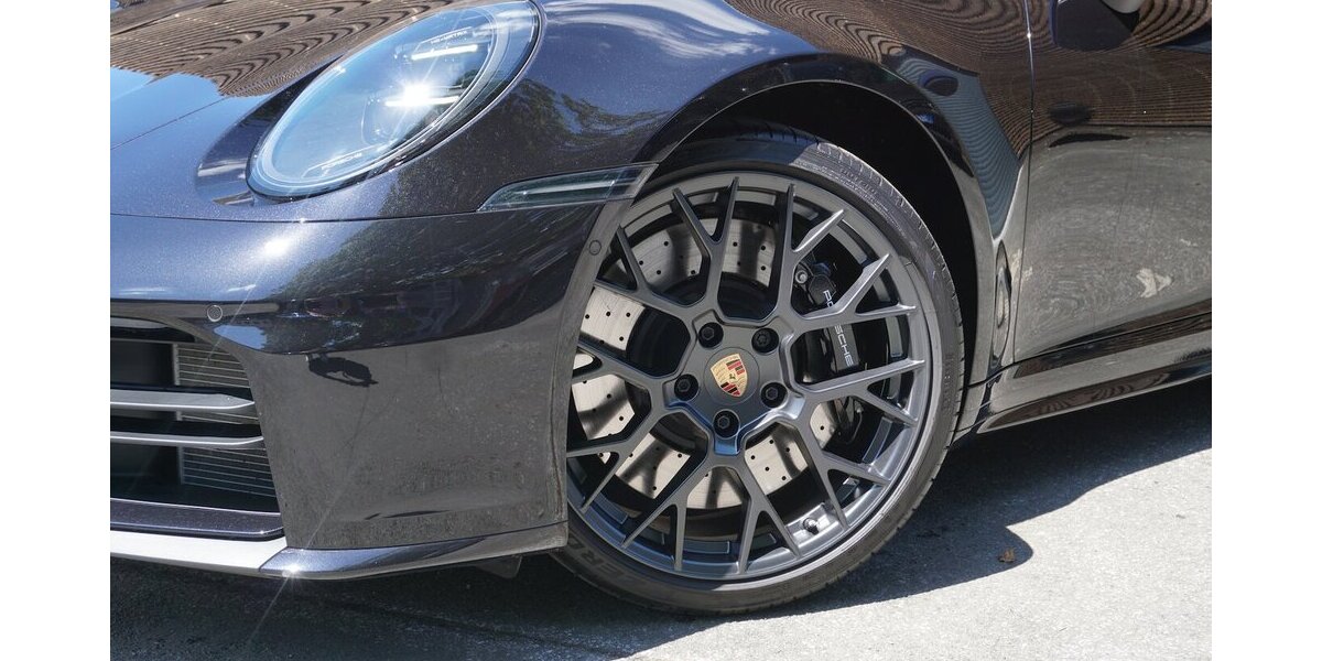 Porsche 992 Carrera S Matrix Bose Carbon HA-Lenk NP209t 5.890 km 172.400 &euro; Wuppertal 42327