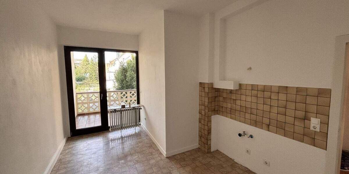 Etagenwohnung Mönchengladbach Stadtmitte - 3 Zimmer, 83 m&sup2;, 830&euro; | Angebot:25705951