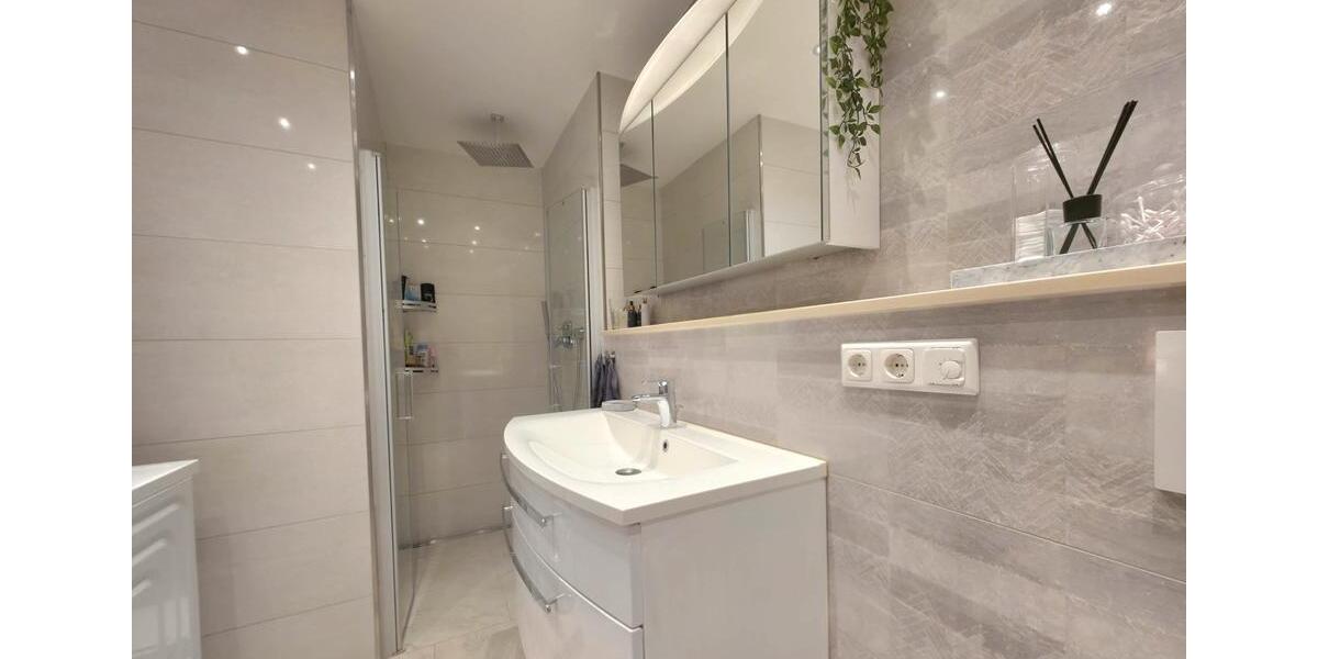 Etagenwohnung Leverkusen Schlebusch - 3 Zimmer, 70 m&sup2;, 349.000&euro; | Angebot:23864894