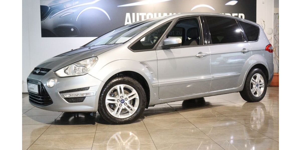 Ford S-Max 106.196 km 11.800 &euro; Ratingen 40880