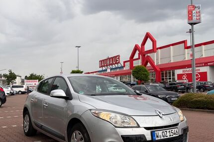 Renault Megane 109.300 km 3.350 &euro; Wuppertal 42287