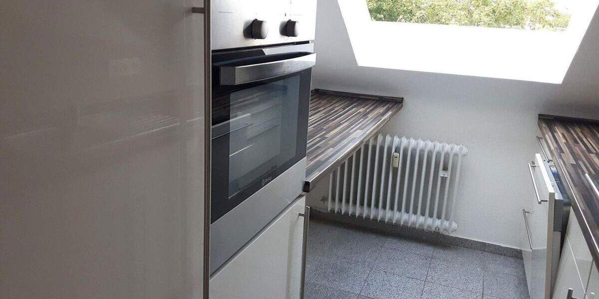 MFH Ratingen Mitte, 14 Wohnungen 790 qm Wfl., 6 Garagen, 3 Stellplätze zimmer
