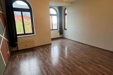 Schöne Zentrale 2 Zimmer Wohnnung in Chemnitz EBK