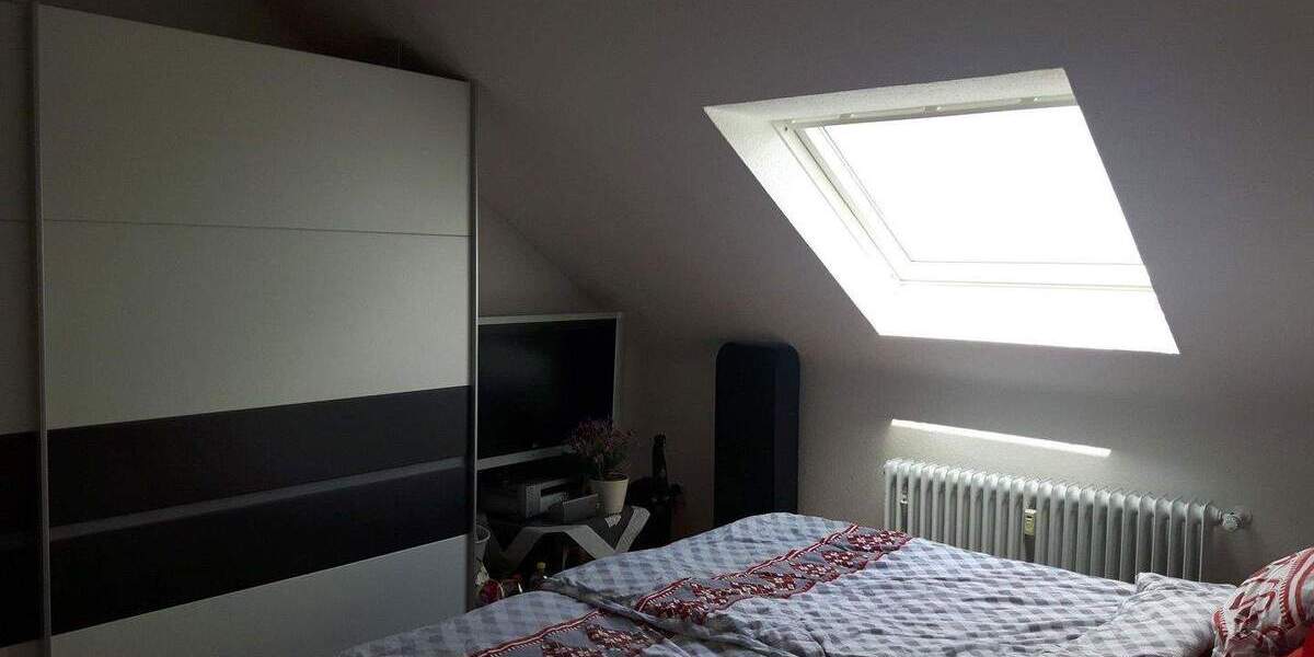 MFH Ratingen Mitte, 14 Wohnungen 790 qm Wfl., 6 Garagen, 3 Stellplätze zimmer