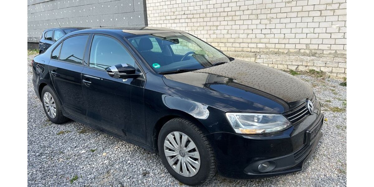 VW Jetta 360.330 km 3.390 &euro; Mönchengladbach 41063