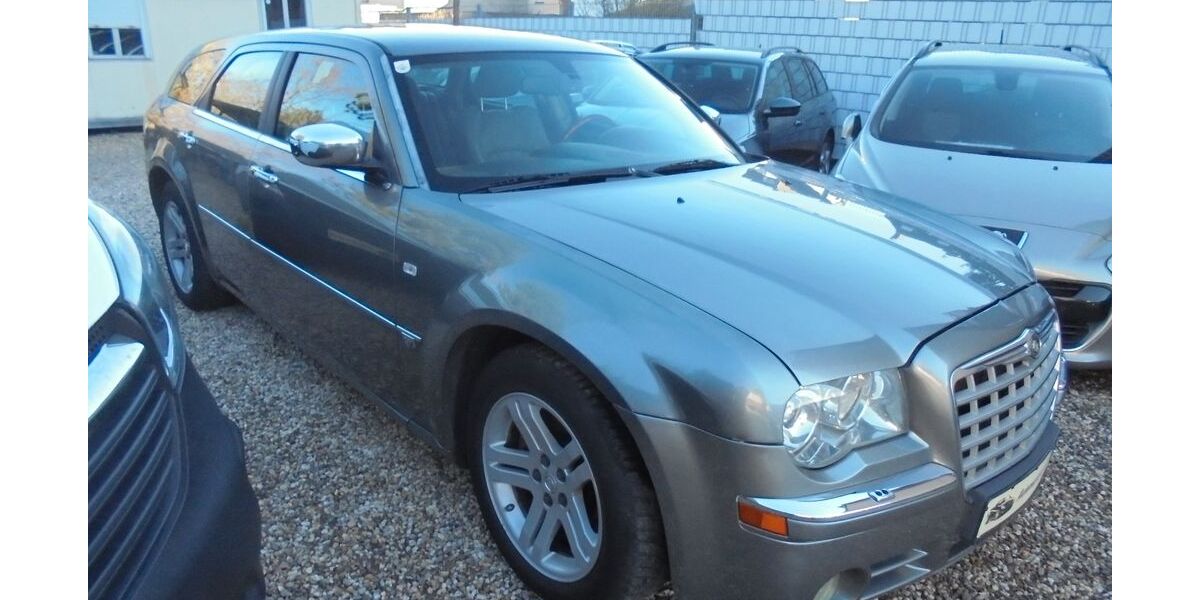 Chrysler 300C 249.000 km 3.500 &euro; Duisburg 47249