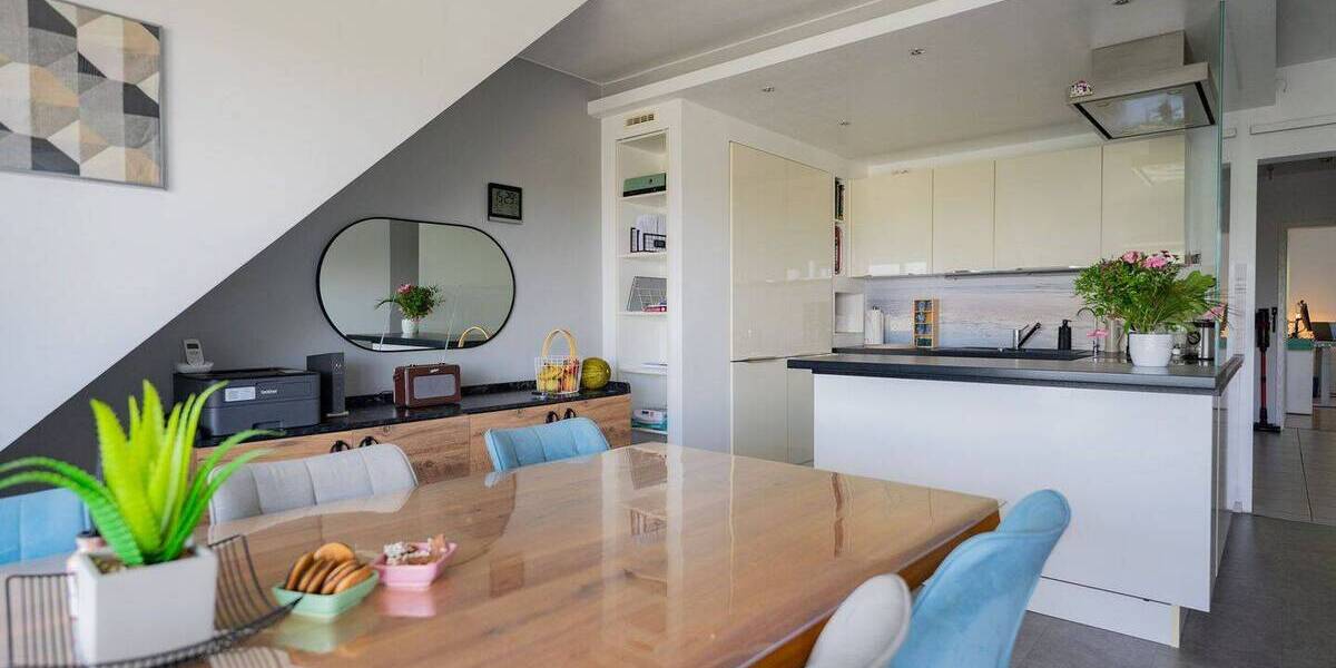 Etagenwohnung Krefeld / Cracau Cracau - 4 Zimmer, 91 m&sup2;, 279.000&euro; | Angebot:23964581