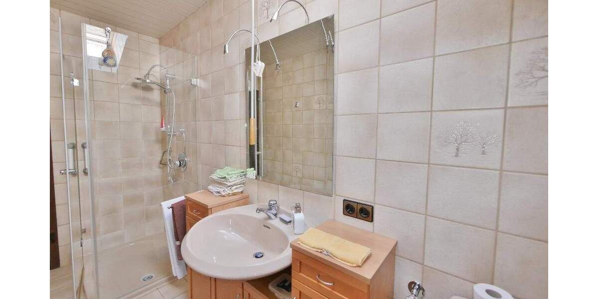 Mehrfamilienhaus, Wohnhaus Haan - 1 Zimmer, 272 m&sup2;, 690.000&euro; | Angebot:25702948