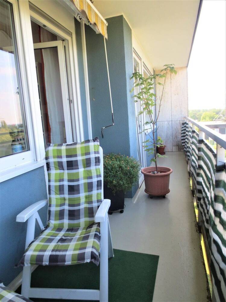 Cityhouse: Top Level, mit Aufzug und Panoramablick über Hilden, in sehr gepflegtem Haus!