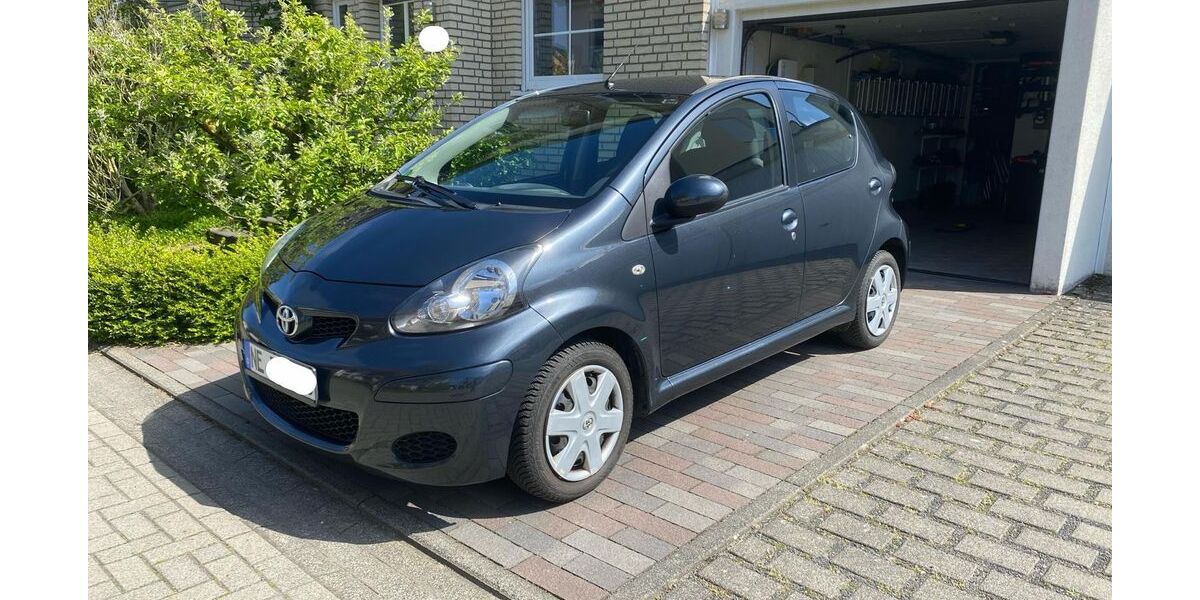 Toyota Aygo (X) 103.000 km 3.500 &euro; Korschenbroich 41352