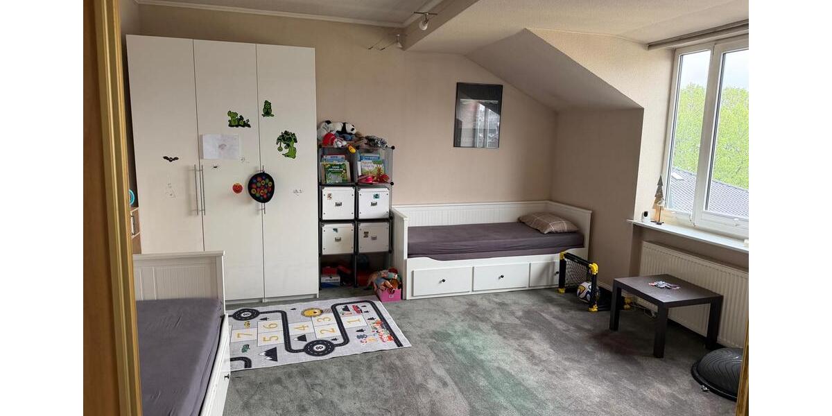 Dachgeschoßwohnung Wuppertal Elberfeld - 4 Zimmer, 100 m&sup2;, 995&euro; | Angebot:26461048