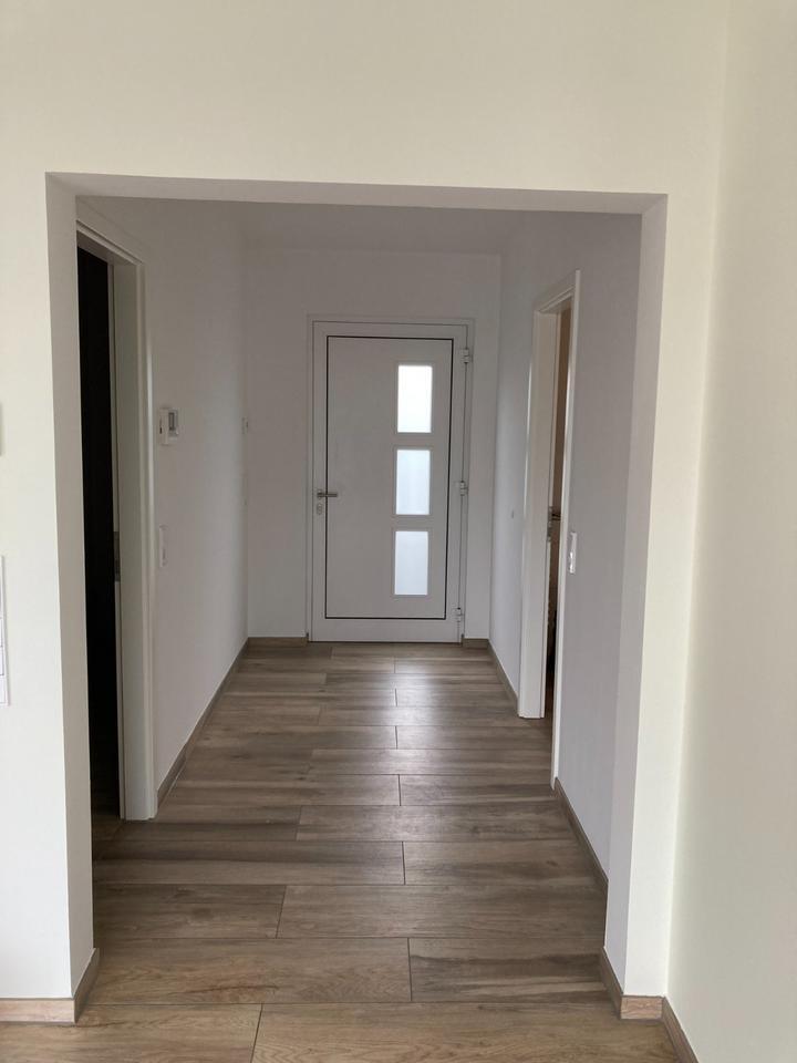 Moderne Penthouse Wohnung mit parkähnlichem Garten über 10.000qm