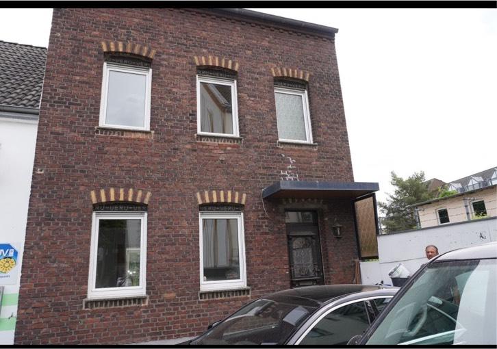 Erdgeschoßwohnung Düsseldorf Stadtbezirk 9 - 2 Zimmer, 1.200&euro; | Angebot:21548168