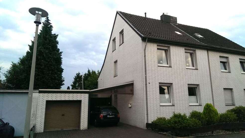 Haus zum Kaufen in Mönchengladbach 360.000 € 144 m²