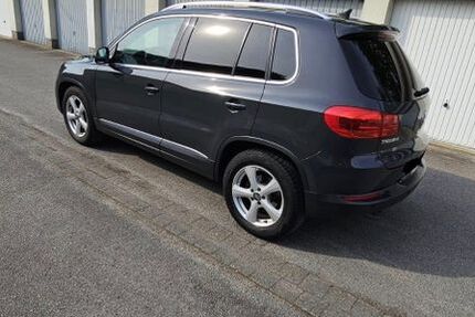 VW Tiguan 208.000 km 10.500 &euro; Leverkusen 51373