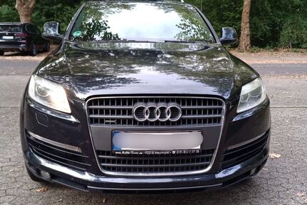 Audi Q7 334.047 km 8.700 &euro; Düsseldorf 40599