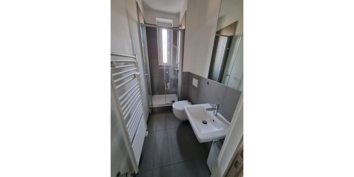 Etagenwohnung Düsseldorf Derendorf - 2 Zimmer, 45 m&sup2;, 690&euro; | Angebot:26450984