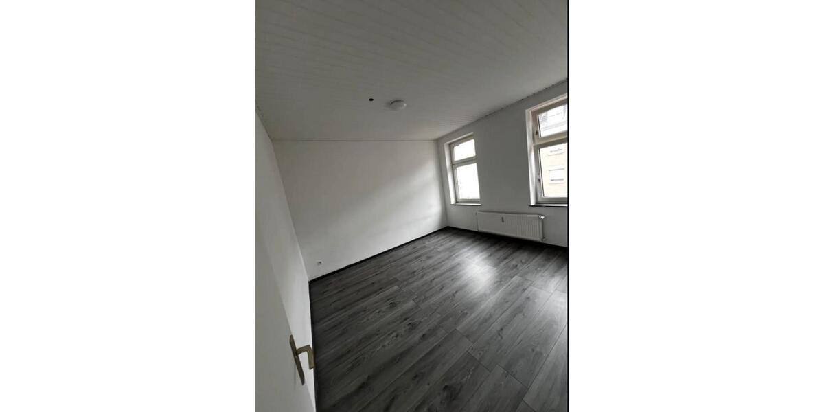 Mehrfamilienhaus, Wohnhaus Mönchengladbach Süd - 7 Zimmer, 200 m&sup2;, 329.000&euro; | Angebot:27143632