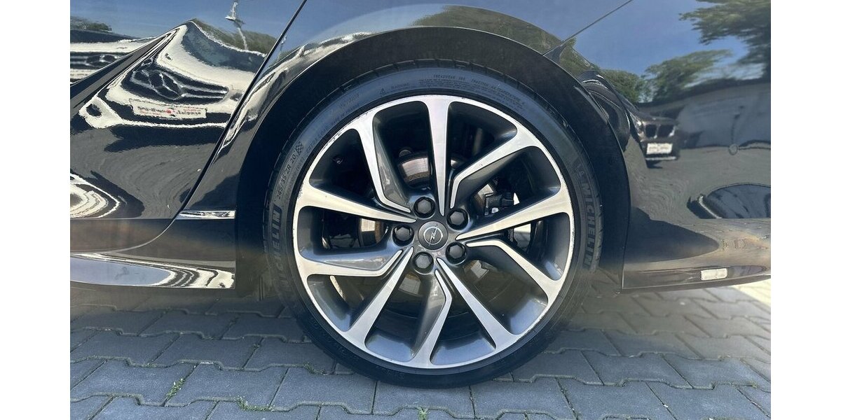 Opel Insignia B Sports Tourer GSi 4x4 / Headup / Pano 140.000 km 11.890 &euro; Mönchengladbach 41066
