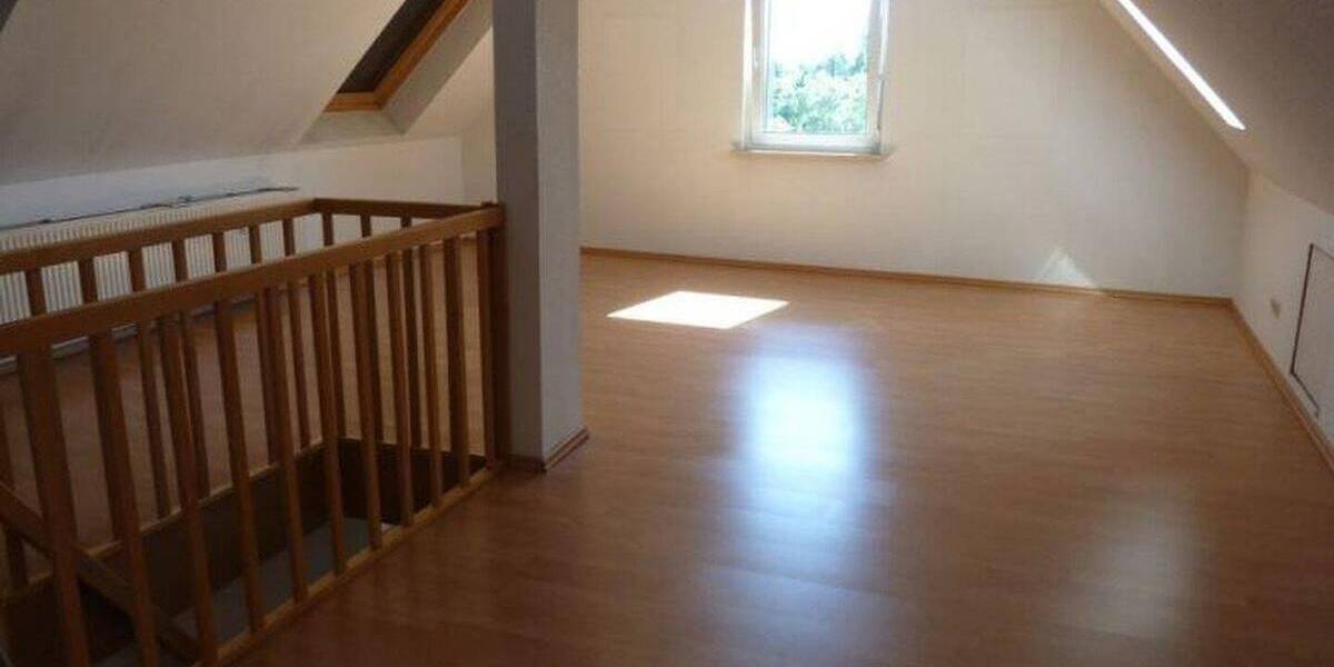 Mehrfamilienhaus, Wohnhaus Oberhausen Sterkrade-Mitte - 8 Zimmer, 201 m&sup2;, 289.000&euro; | Angebot:26908926
