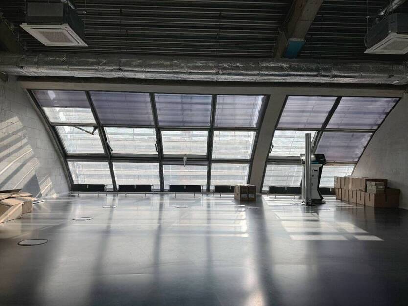 Großes Büro mit Blick über den Medienhafen - All-in-Miete