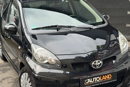 Toyota Aygo (X) 112.000 km 3.999 &euro; Wuppertal 42117