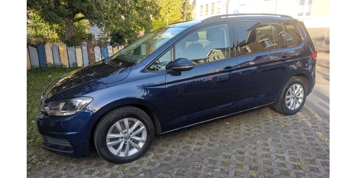 VW Touran 169.529 km 9.500 &euro; Solingen 42697