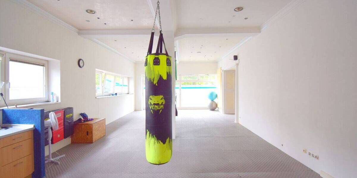 Gewerbeobjekt Mönchengladbach Rheydt - 1 Zimmer, 680.000&euro; | Angebot:25684499