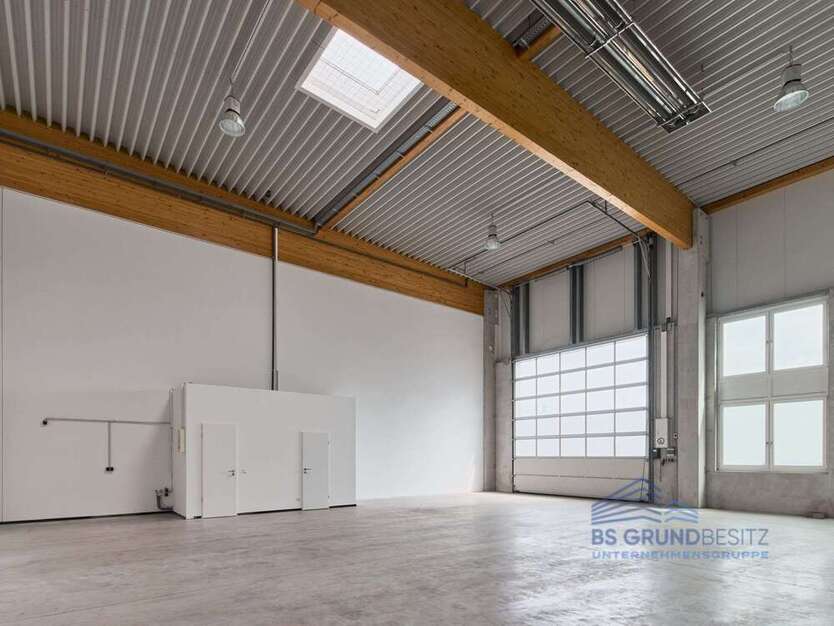 Halle in Essen 1.708,50 € 201 m²