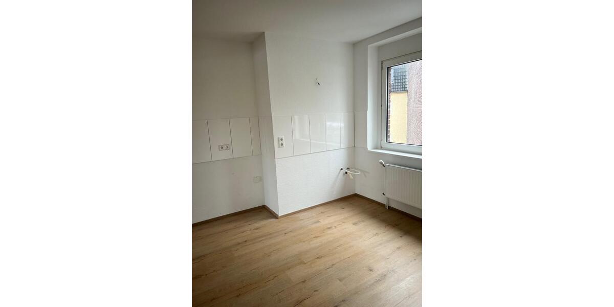 Sanierte 2 ZKDB ab sofort 2 zimmer