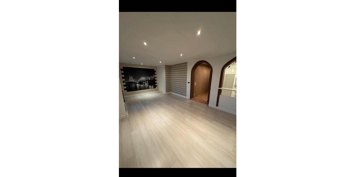 Etagenwohnung Grevenbroich Neuenhausen - 2 Zimmer, 65 m&sup2;, 750&euro; | Angebot:25718291