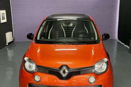 Renault Twingo 107.864 km 8.300 &euro; Düsseldorf 40476