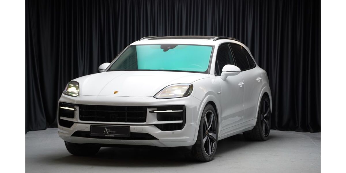 Porsche Cayenne 26.800 km 91.990 &euro; Düsseldorf 40211