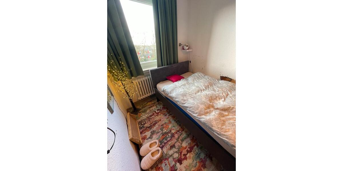 Einfamilienhaus Mülheim an der Ruhr - 2 Zimmer, 38 m&sup2;, 400&euro; | Angebot:25649461