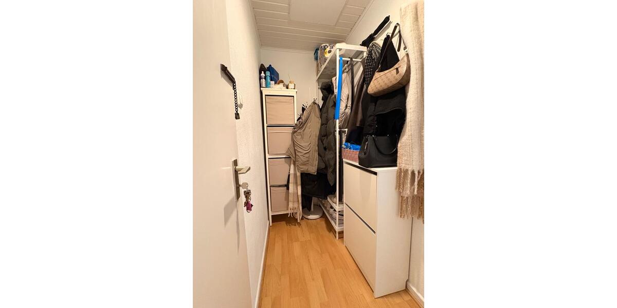 Schöne 2-Zimmer-Dachgeschosswohnung (51 m²) in zentraler Lage 2 zimmer