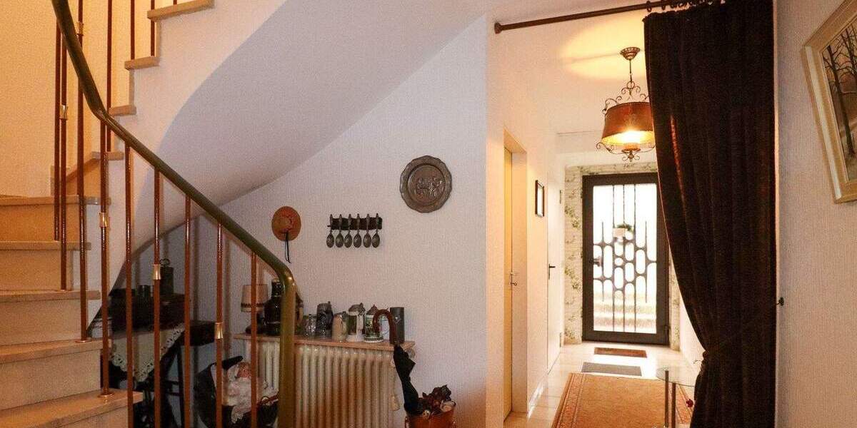 Reihenendhaus Leverkusen Quettingen - 5 Zimmer, 151 m&sup2;, 599.000&euro; | Angebot:25687010