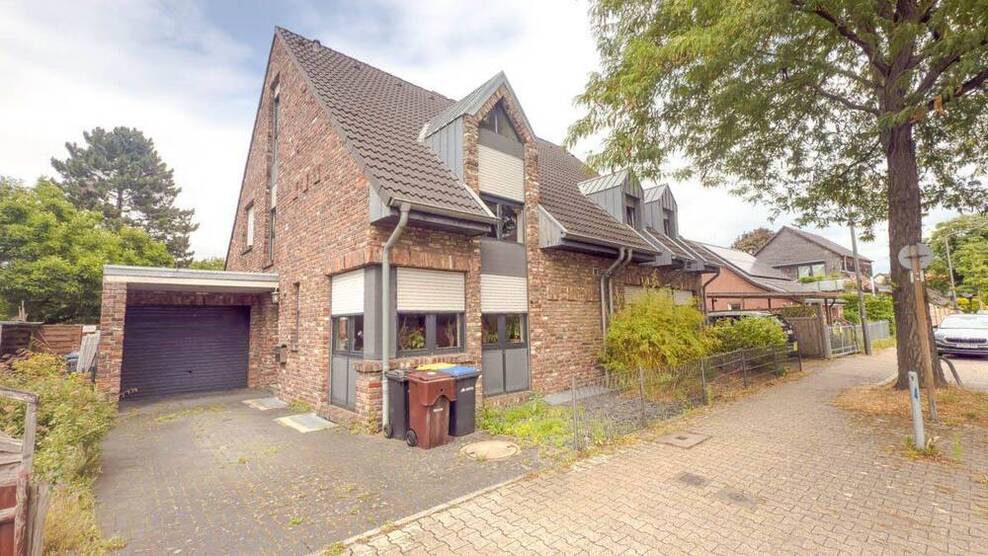 Clever investieren: Doppelhaushälften in Düsseldorf-Stockum zum Wohnen & Vermieten